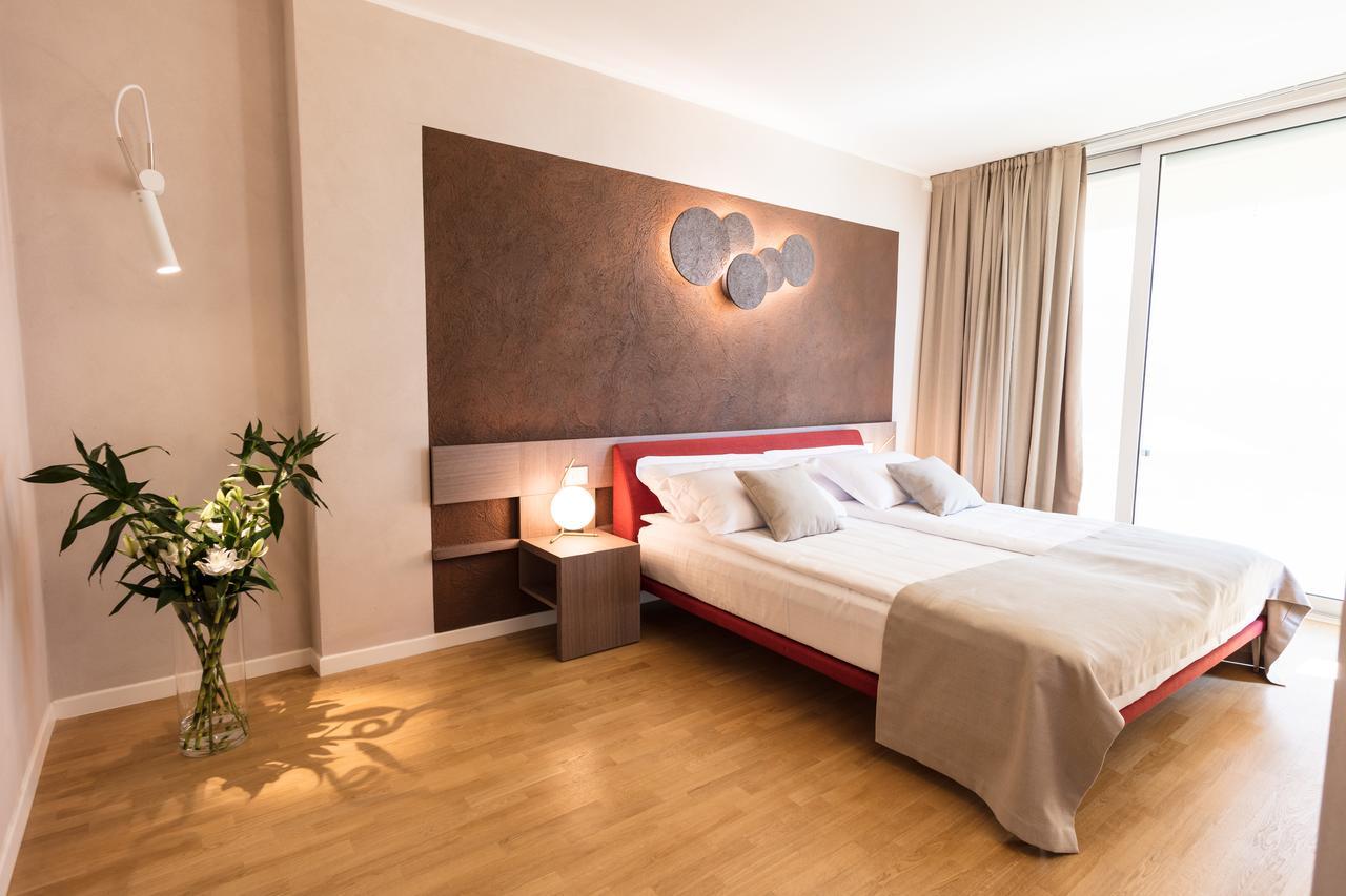 San Colombano Suites 巴多利诺 外观 照片